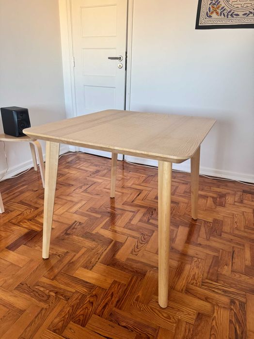 IKEA Lisabo mesa de jantar