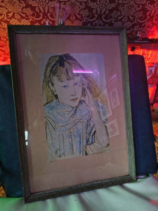 Popiersie dziewczynki- pastel