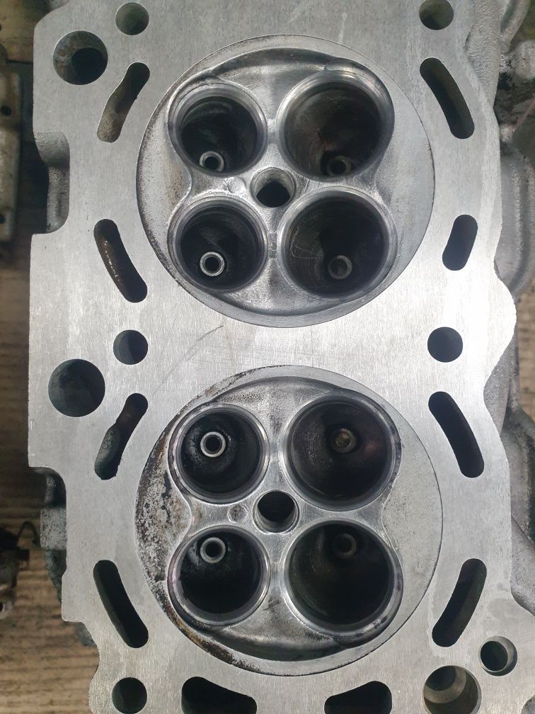 Головка ГБЦ 4.7 2UZ FE Lexus LX470 GX470, Land cruiser 100 без VVTI