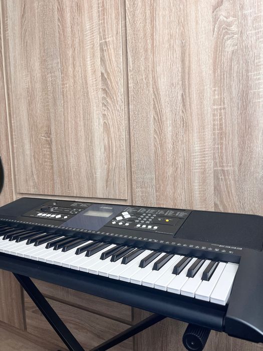 Keyboard Yamaha PSR E333
