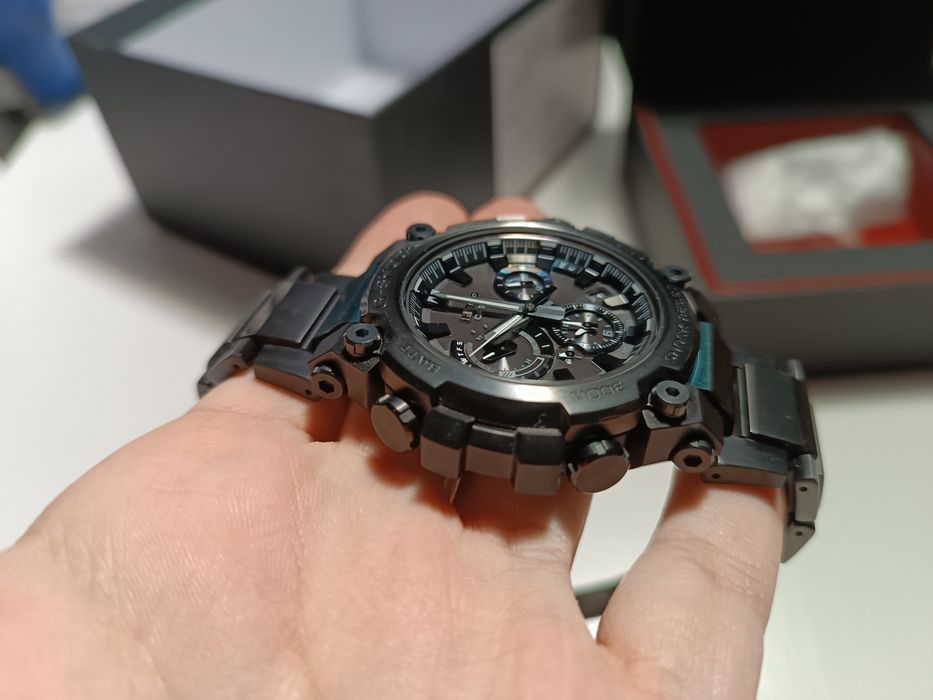 Casio G-Shock MTG-B3000BD-1A2