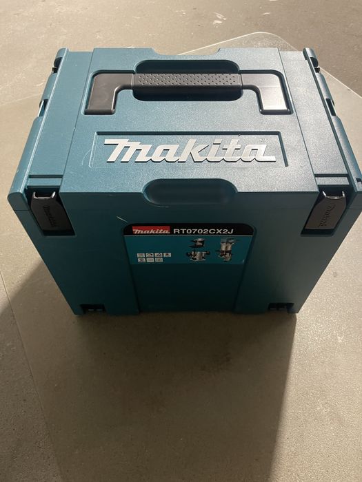 Nowa makita rt0702cx2j frezarka