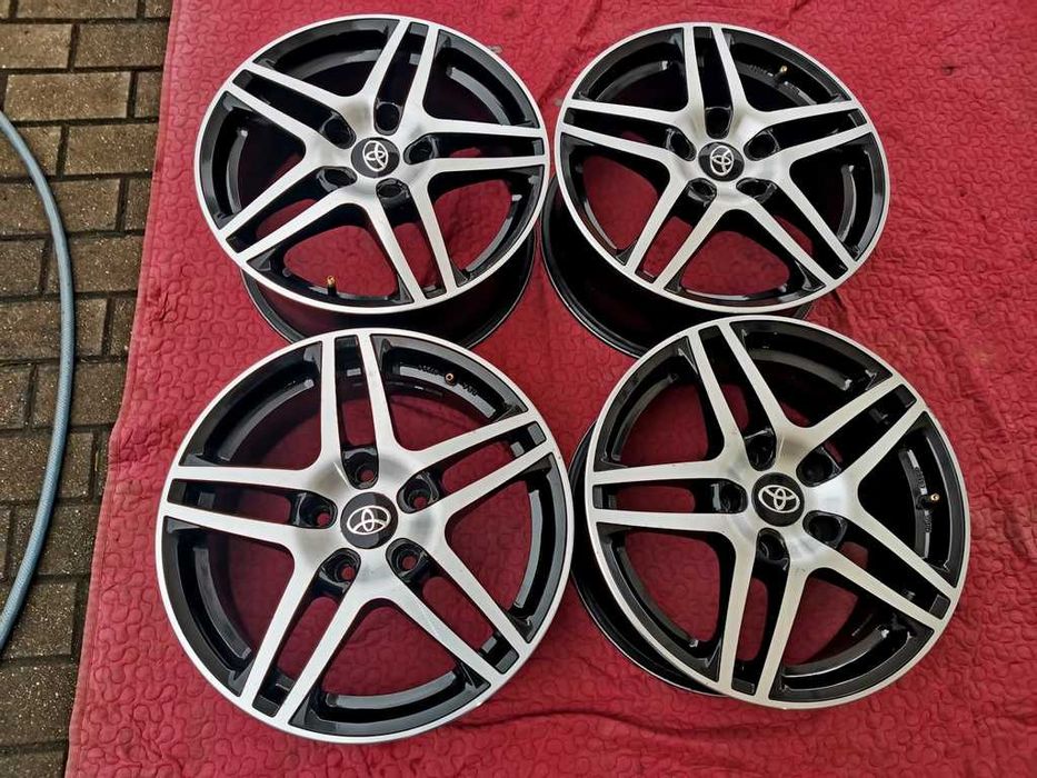 ALUFELGI 16' TOYOTA Corolla AURIS Avensis - ET40 - 5x114,3 -igła