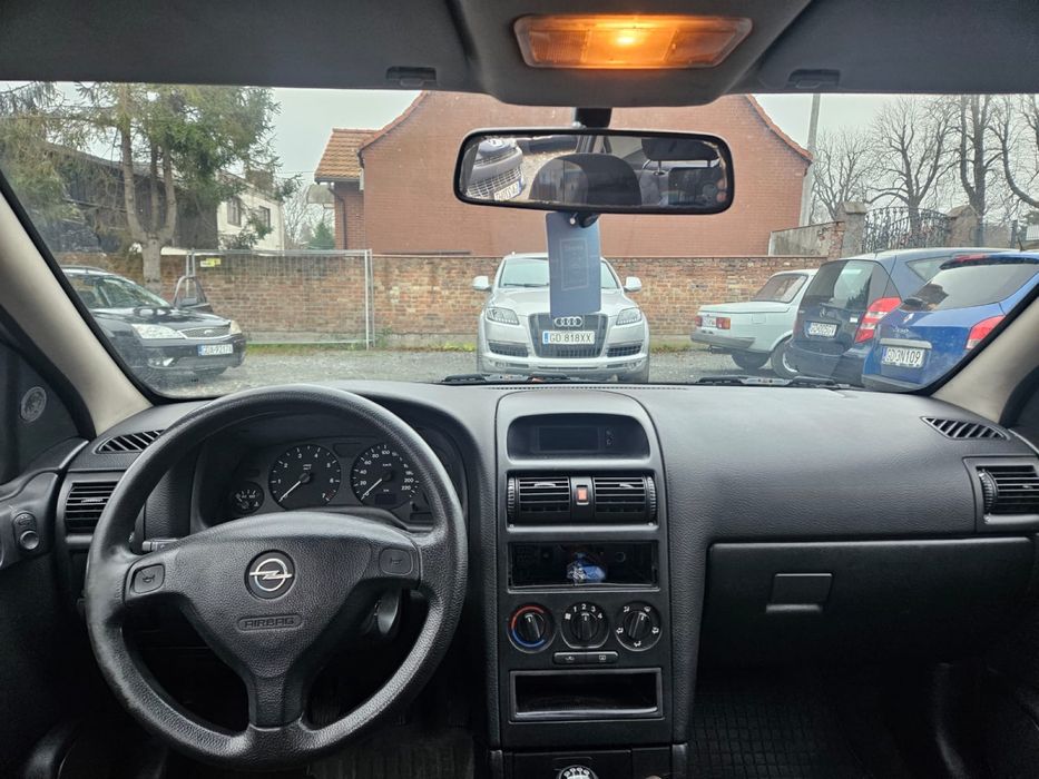 Opel Astra 1.4 benzyna // 5x drzwi // jezdzi // tanio