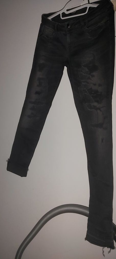 Jeansy spodnie Guess czarne rozmiar 28 nowe