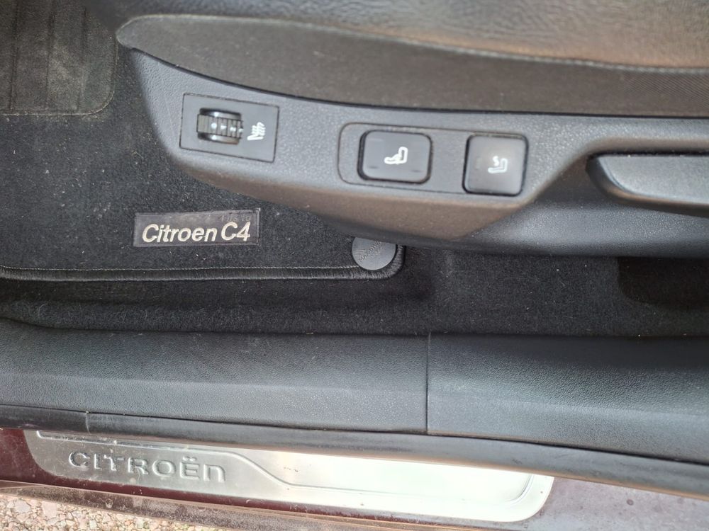 Citroen C4 II exlusive 2.0 hdi 150koni xenon