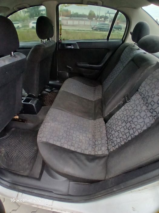 Опель астра седан 1,8 бензин