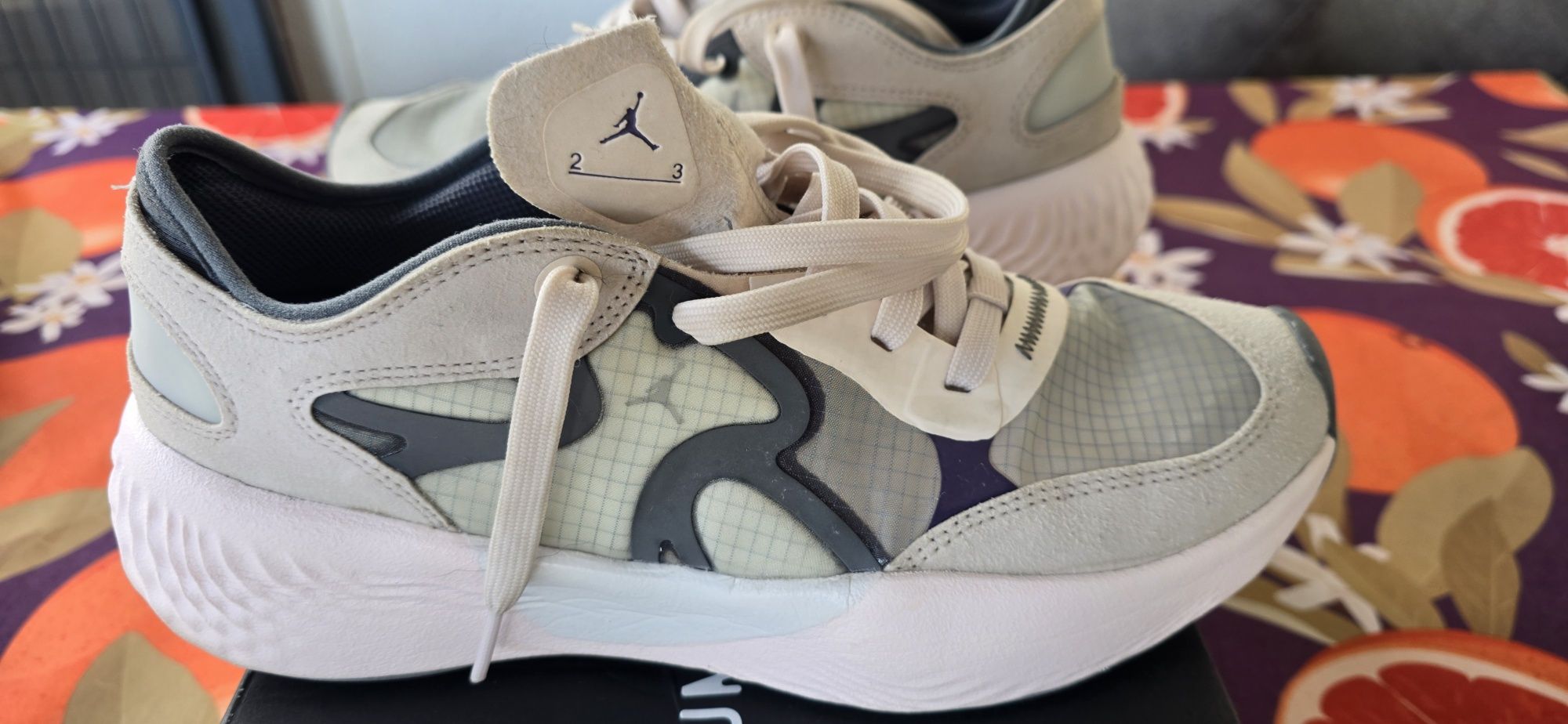 Buty Jordan Delta 3 Low r. 40