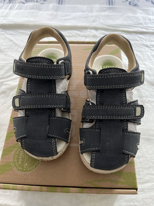 Sandalia chicco cor azul tamanho 24