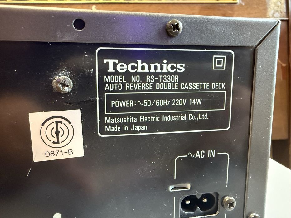 Magnetofon Technics RS T 330R Idealny