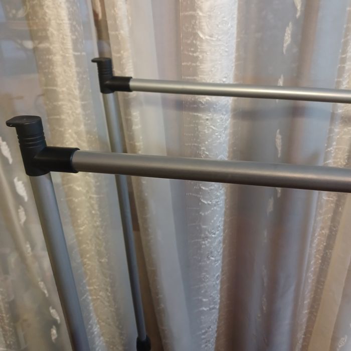 Напольная вешалка