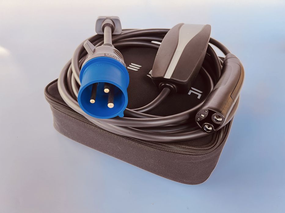 Оригінальна зарядка Tesla Mobile Connector Gen2, 32A, USA