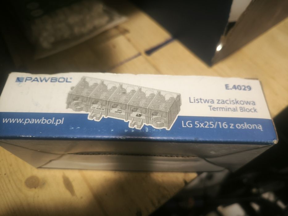 Клеммная колодка Pawbol E.4029 LG 5x25/16 с защитным кожухом.