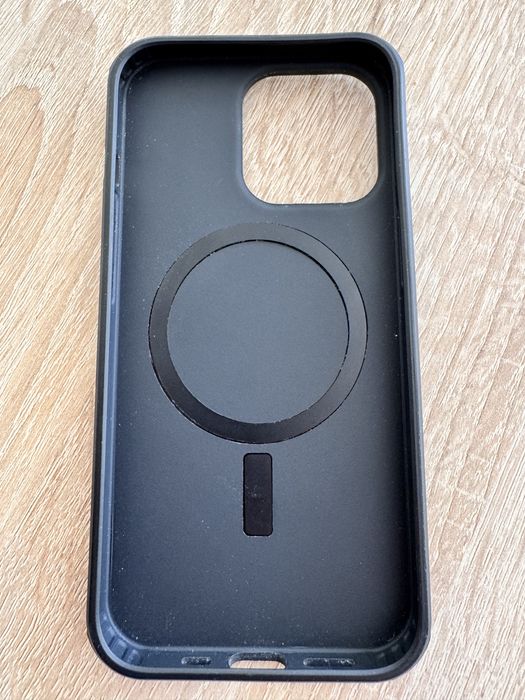 Чехол для iPhone 13 pro