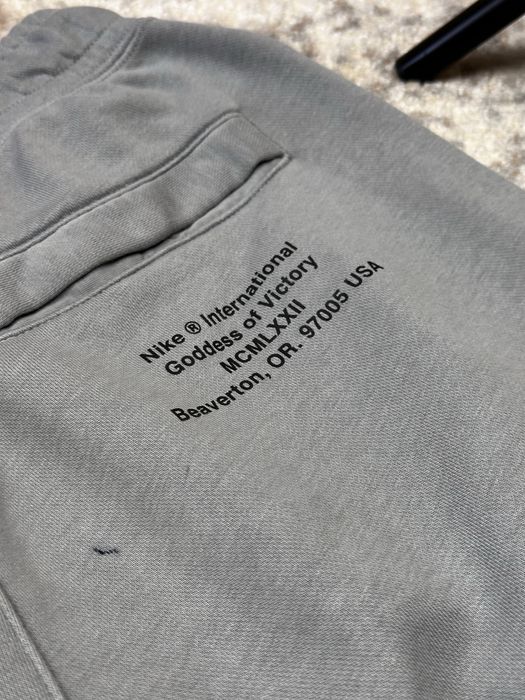 Штани Nike S-M.