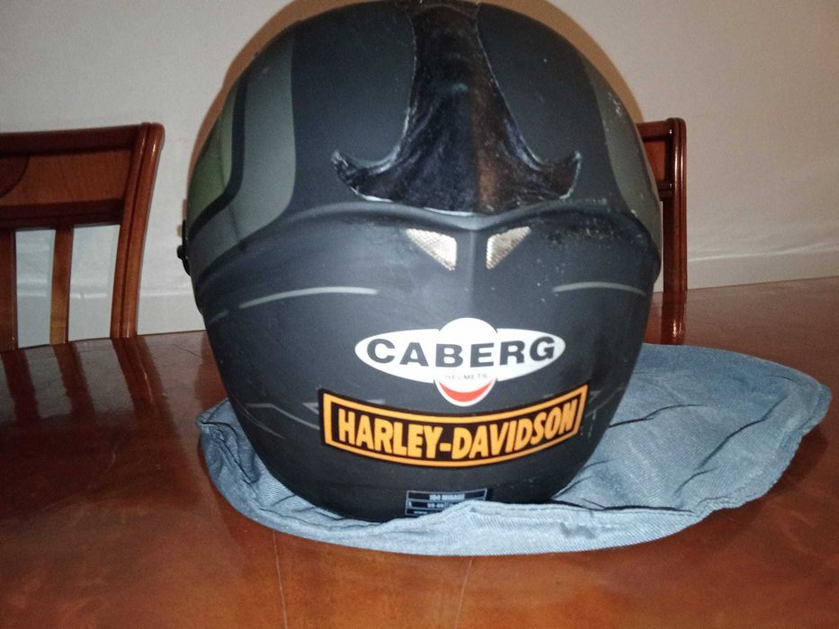 Capacete Integral "Caberg"