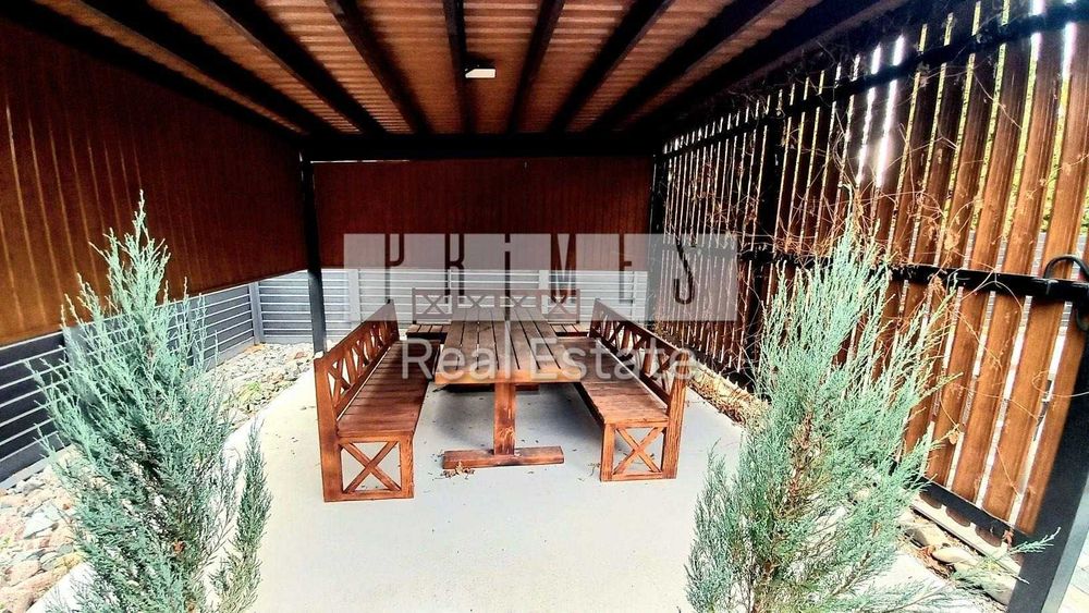 Продаж / Будинок / 400 м2 / Обухівський  район / Лісники