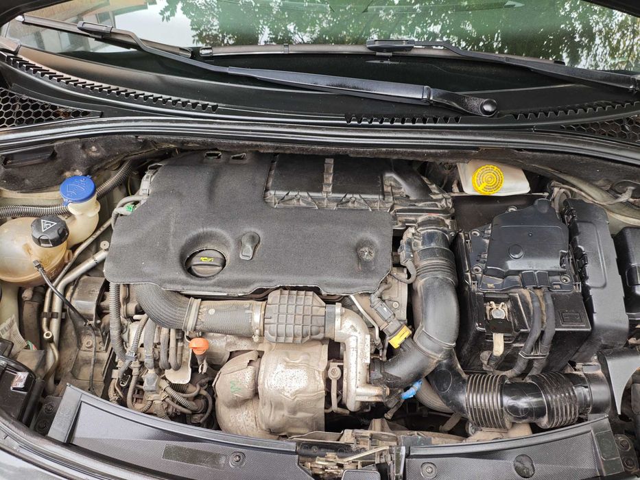 Продається Citroën C3, 2011 рік, чорний колір, надійний та економний.