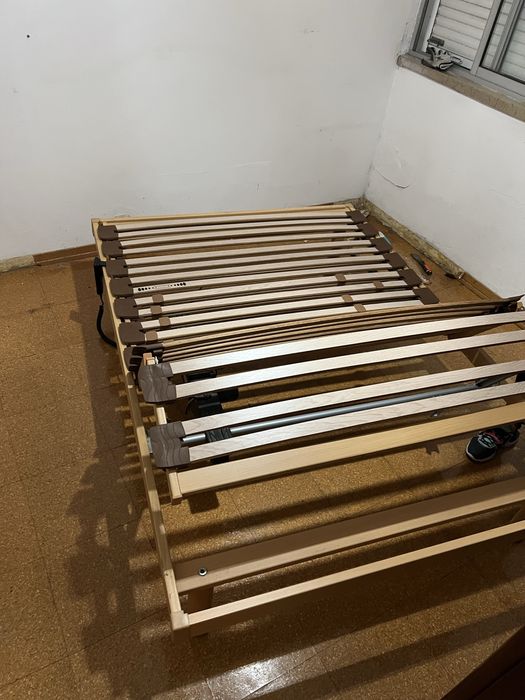 Cama de casal articulada