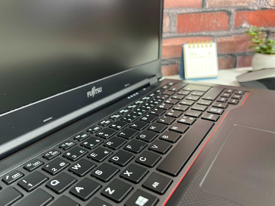 Ноутбук Fujitsu LIFEBOOK E449·i3-7020U·8GB+SSD 256·14"HD·Гарантія 9міс