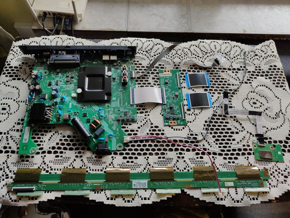 Części do tv Hisense 43a6n