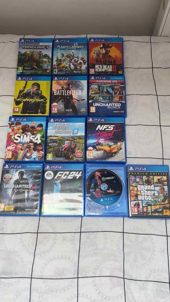 PS4 pro w bardzo dobrym stanie