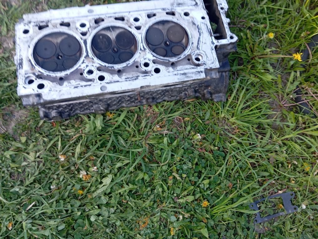 Głowica silnika Mercedes C klasa 3,0 Benzyna V6W203 M272 lewa strona