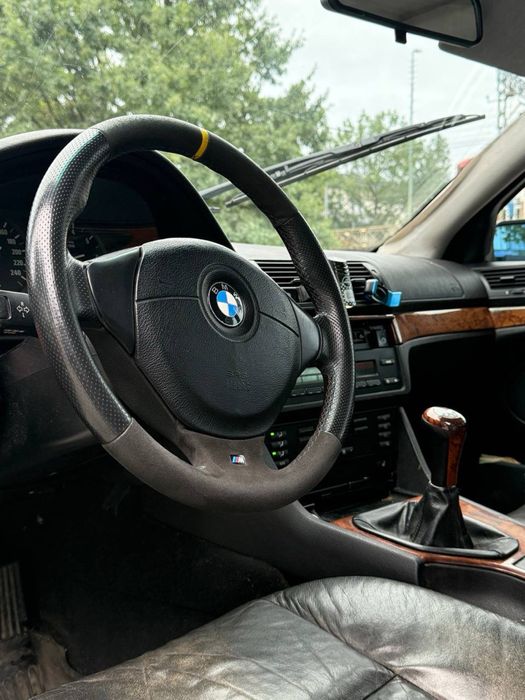 ••BMW e39••2.5LPG•Sedan•Zadbany•Oszczędny•Komfortowy•Zamiana•Klima••