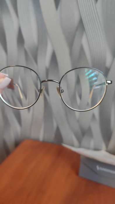 Продам окуляри з лінзами -4,25