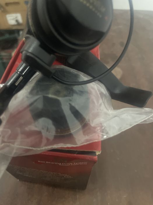 Carreto de pesca marca quantum modelo QG-2