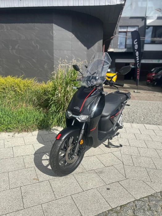 Super Soco CPx Skuter elektryczny Super Soco CPX pojazd demonstracyjny