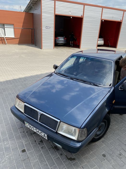 Авто Lancia Tema