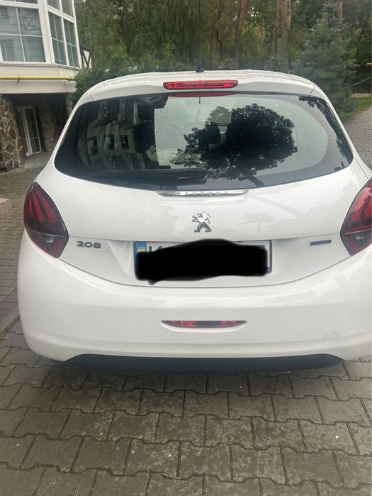 Продаю PEUGEOT 208 , 2016 р
