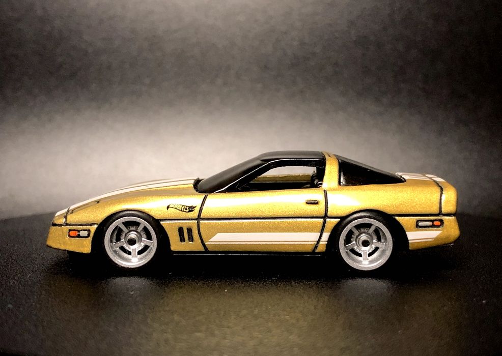 Hot Wheels Corvette C4 Custom model jak Premium