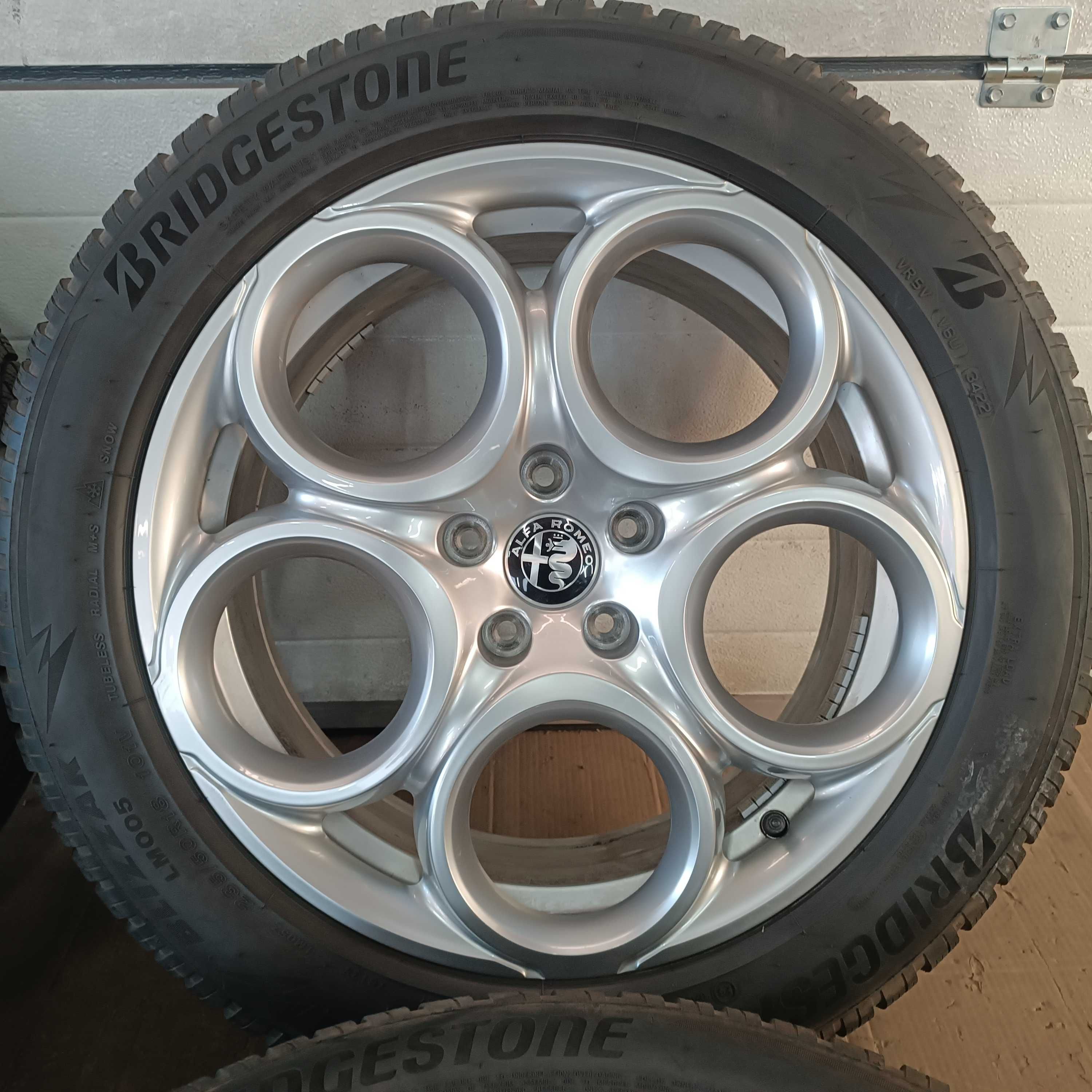 Koła Zimowe Felgi 18" 5x110 Alfa Romeo Tonale 235/50/R18