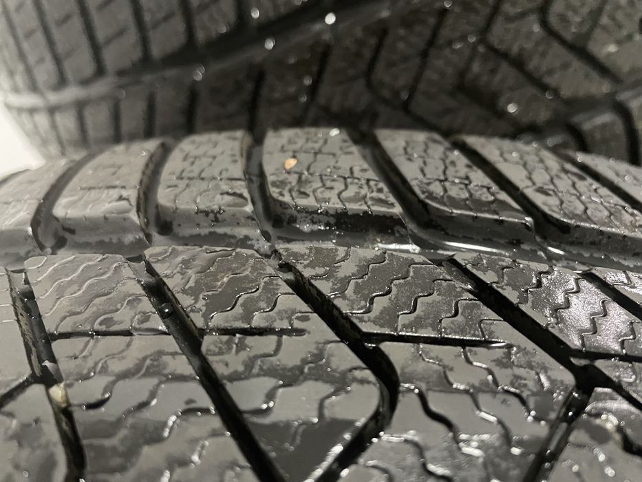 Opony Pirelli SOTTOZERO 3 255/40/20 ZIMA!