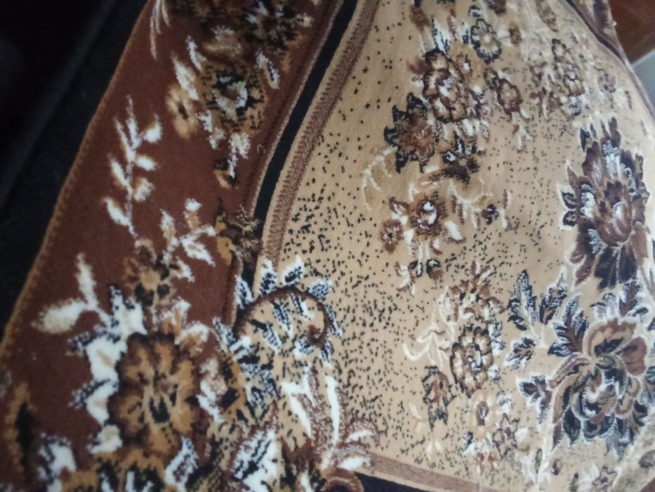 Продам ковер(палац) в гарному стані без дефектів