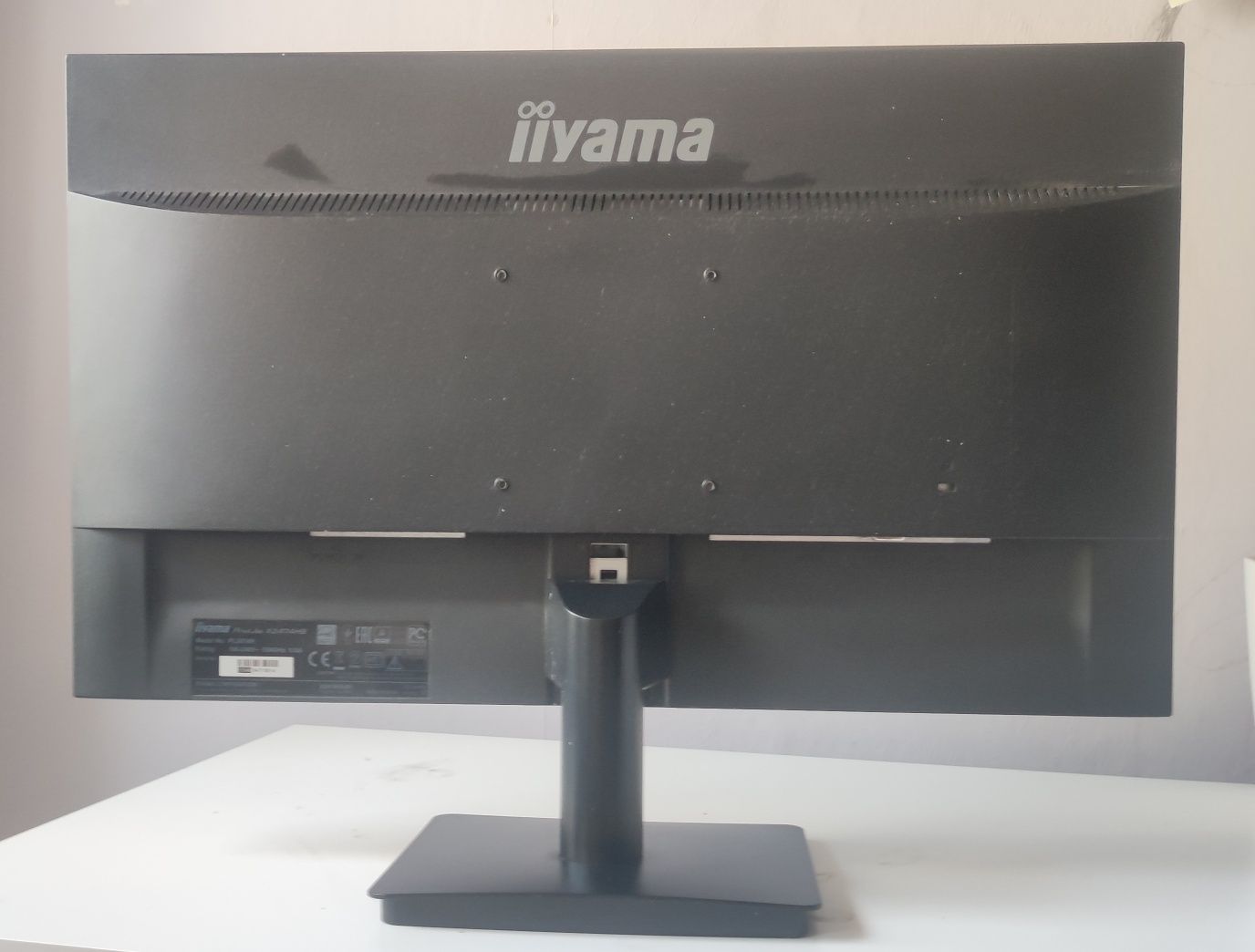 Komputer gamingowy plus monitor