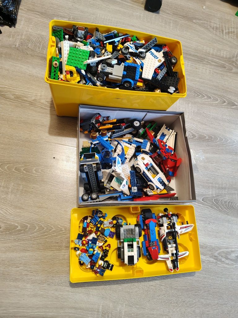 Klocki LEGO + pojemnik