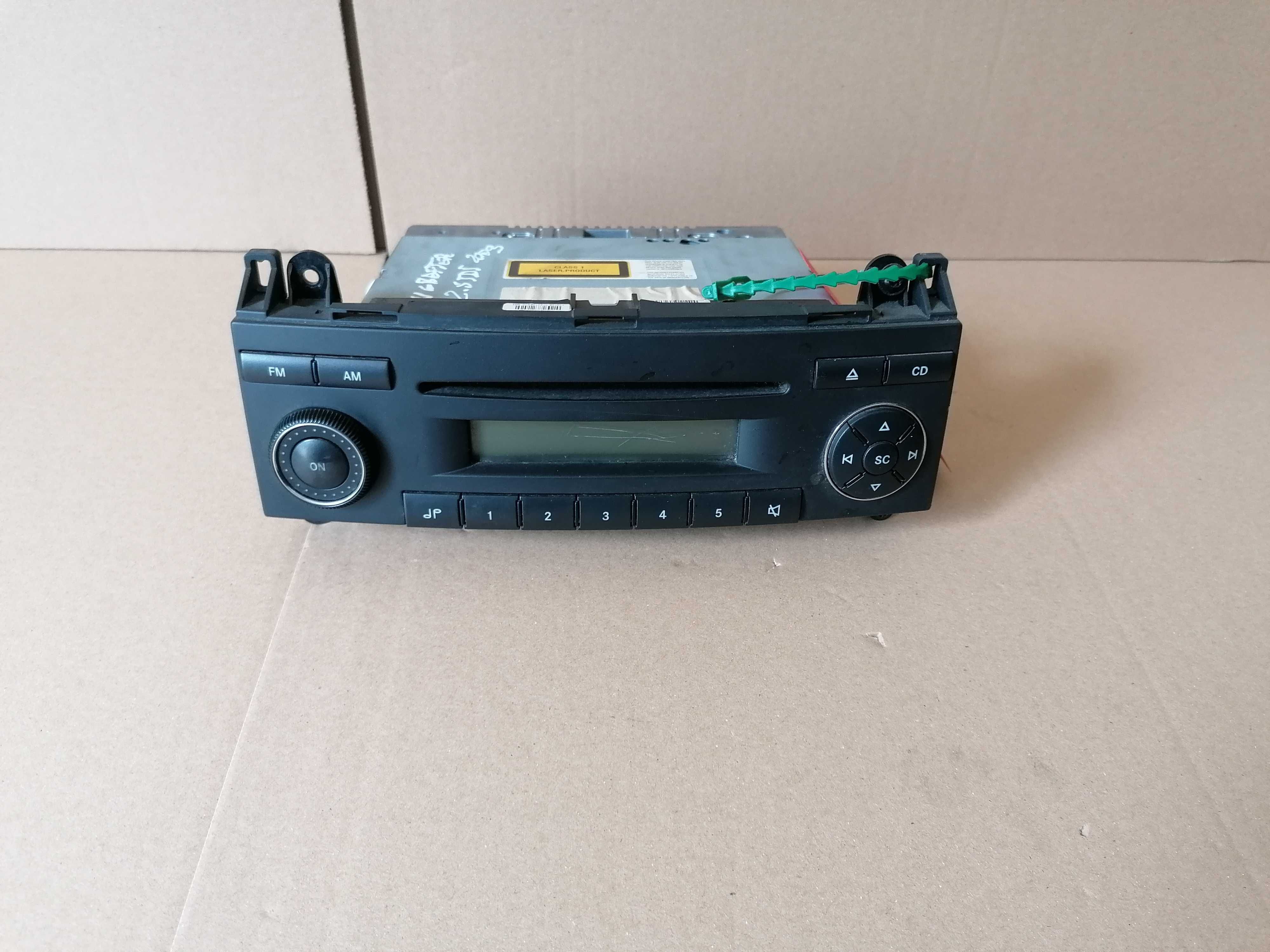 Rádio CD V.W. Crafter 2.5 TDI