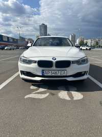 Продам офіційну BMW 3 series f30!