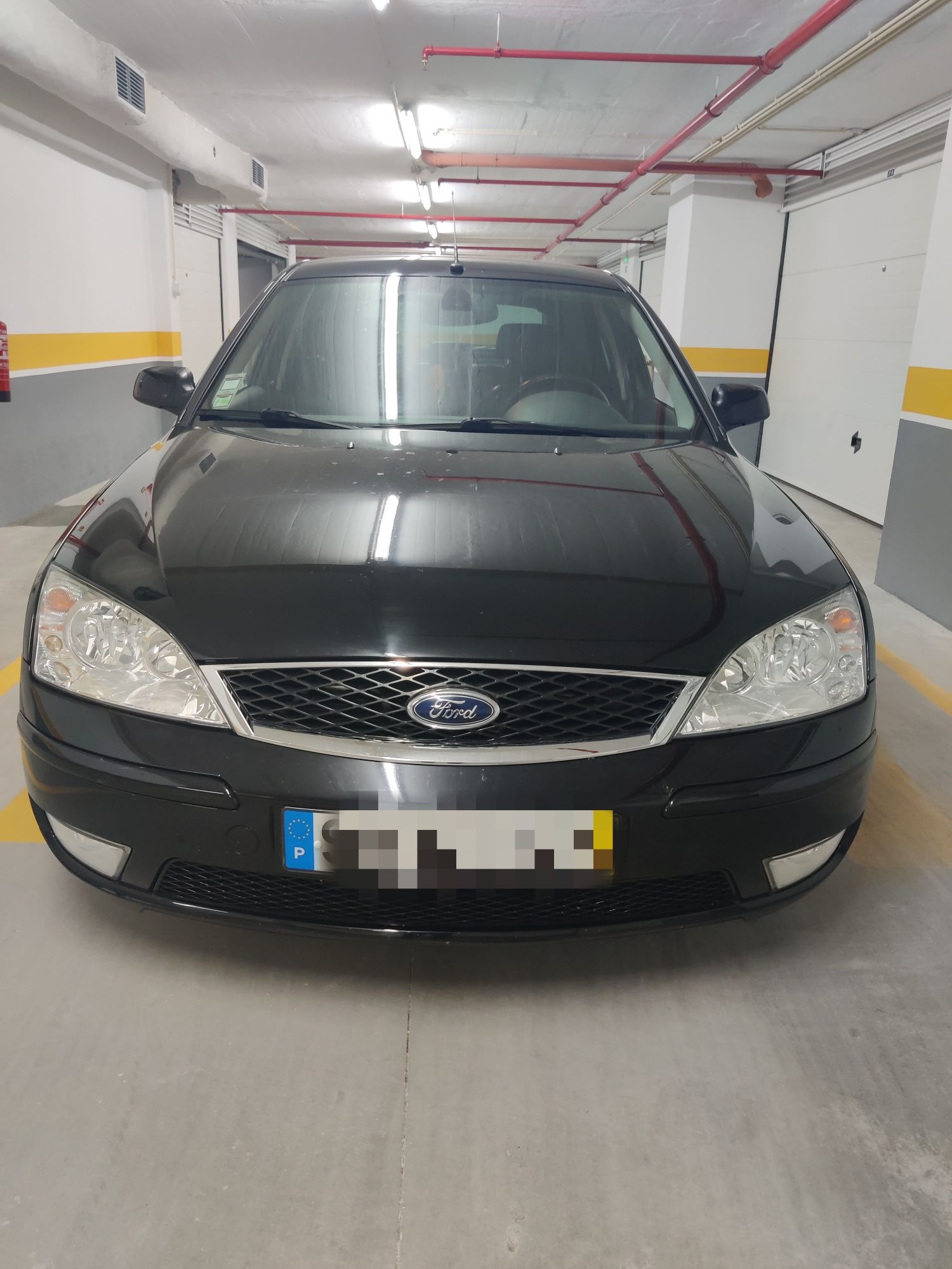 Ford Mondeo 1.8 SCI 130cv Titanium impecável