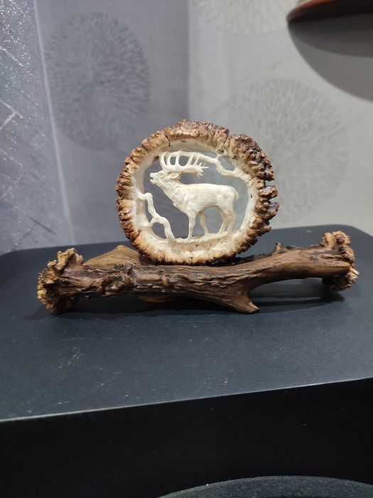 Figurka z motywem myśliwskim