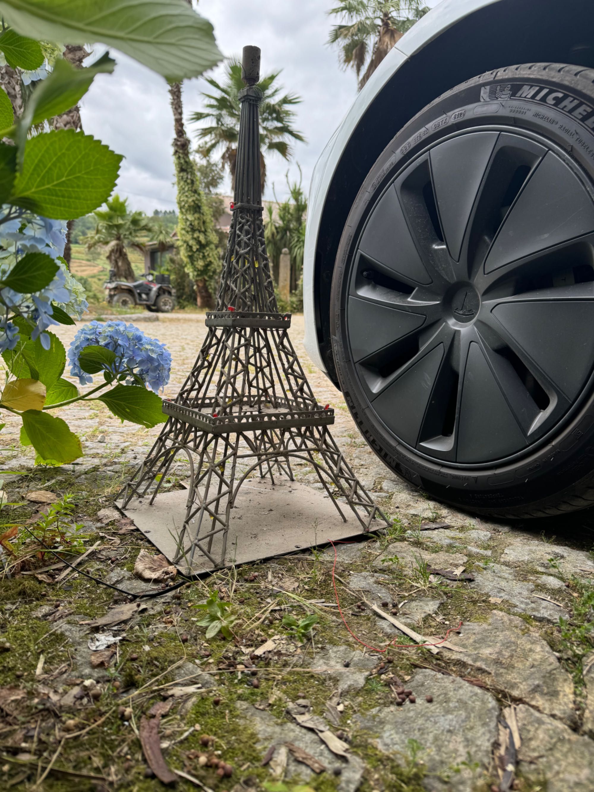 Torre Eiffel artesanal