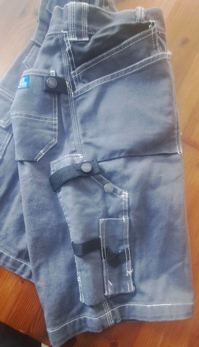 Spodenki robocze Bluewear. Ubranie robocze. Spodnie.