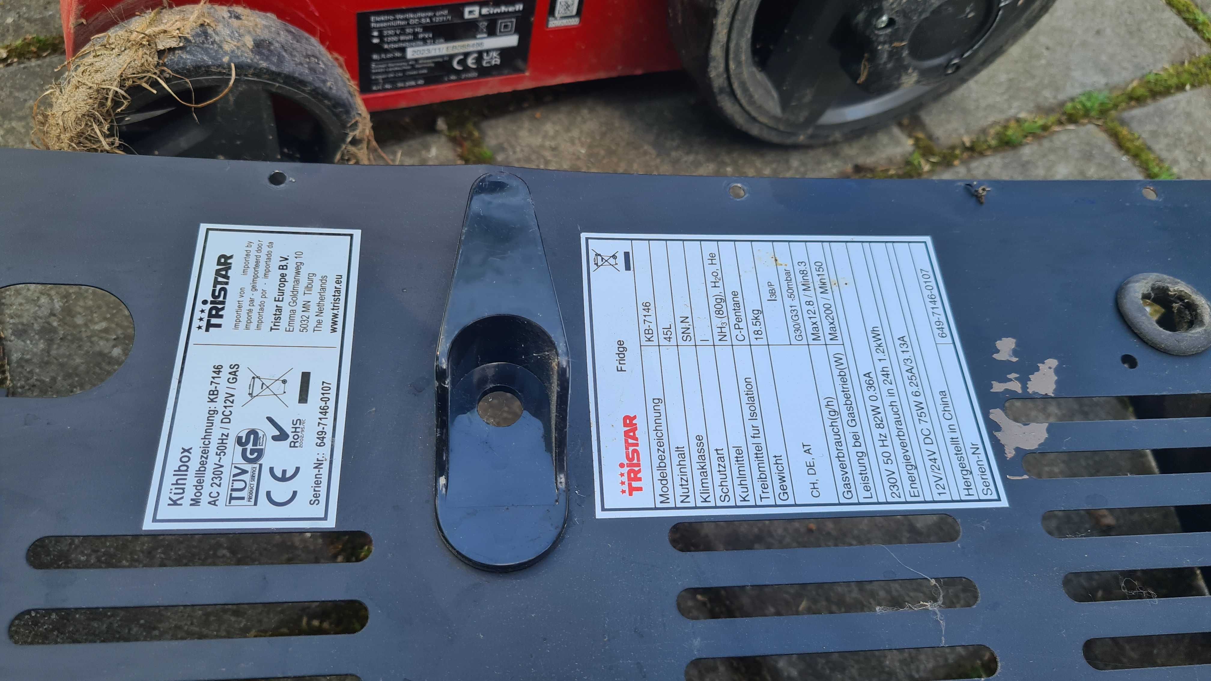 Lodówka turystyczna Tristar Supercool KB-7147 45EGP części