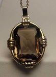 Art deco zawieszka kwarc dymny 23,83 ct. Srebro złocone,