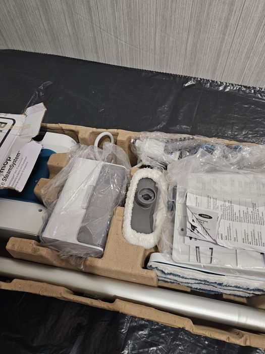 Парова миюча швабра Black Decker