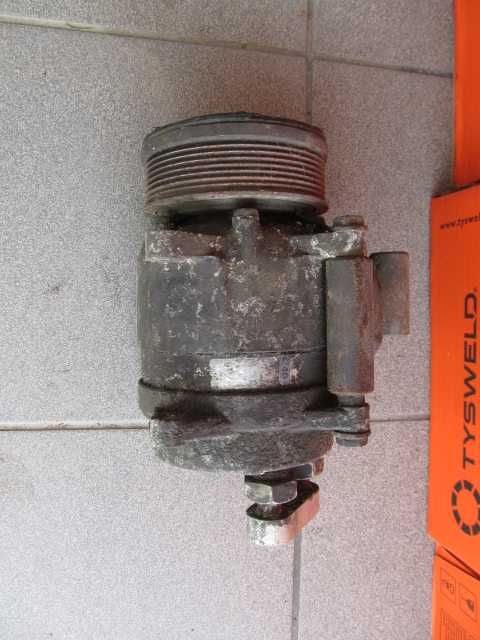 Kompresor klimatyzacji golf 3  MK 3 harison 1.6 aft aks