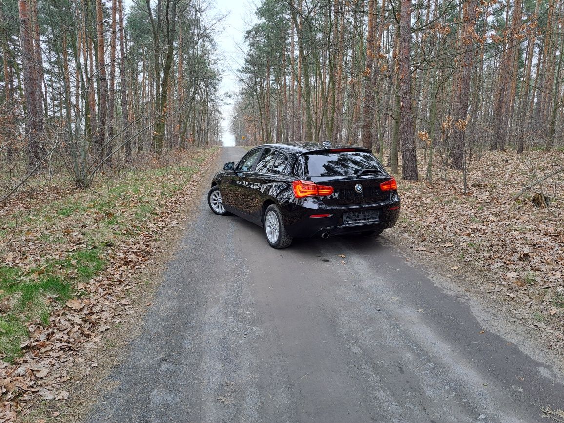 Samochód osobowy BMW 1 F20